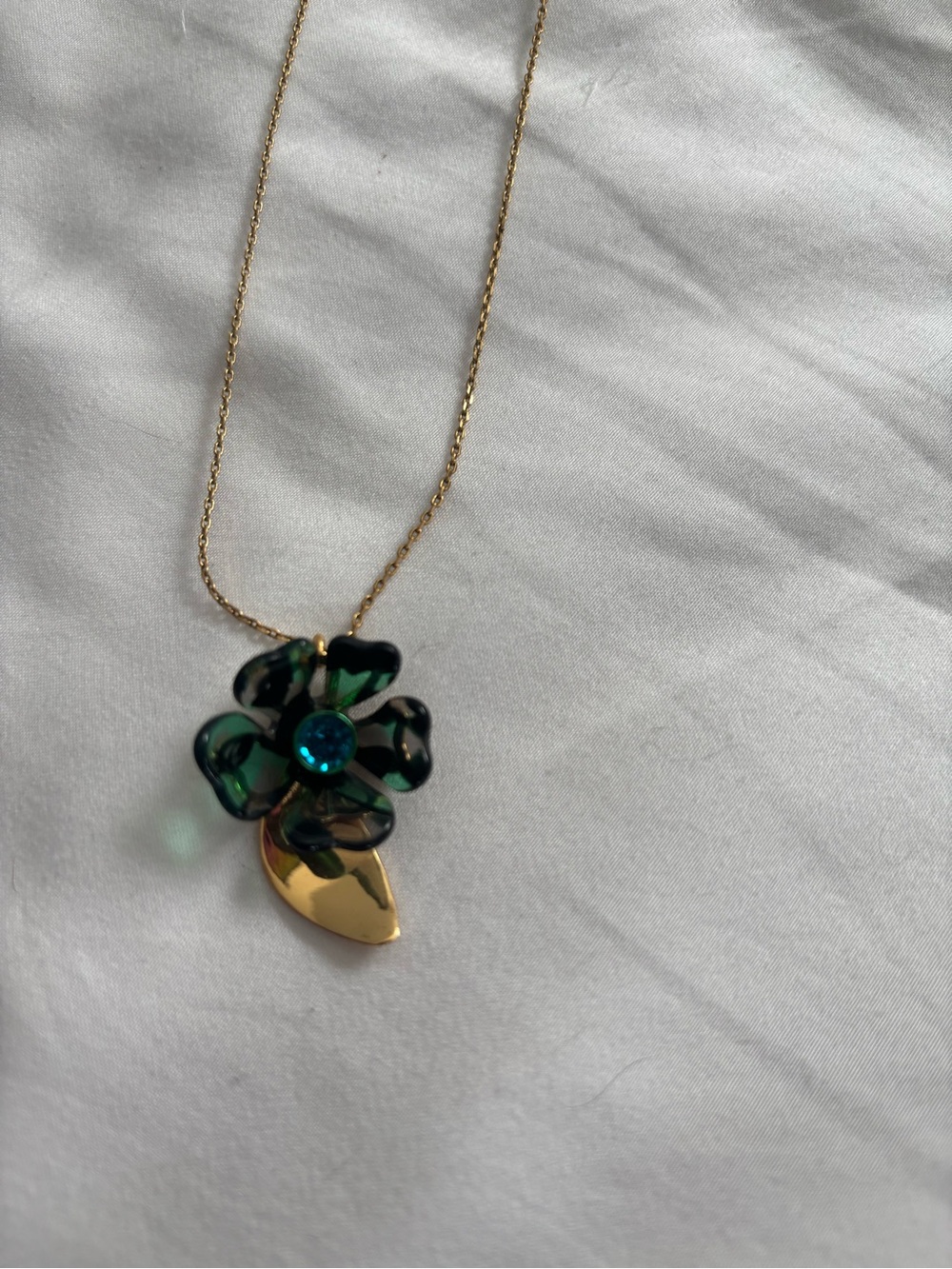 Kate Spade New York Petal Pushers Pendant Necklace in Green Multi NWOT
